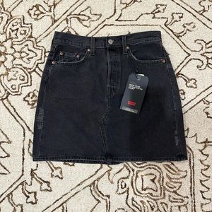 SOLD Levi’s Black Denim Skirt